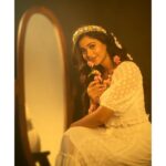 Shruti Sharma Instagram - A sky full of stars and he was staring at her. ✨ 💇@makeover_by_anis 💆@celebsmakeupbysejal 📸@nikhil.p.sawant #love #pure #dreamscometrue #happylife #aesthetic #shootdiaries