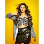 Shruti Sharma Instagram - 💛🖤 What should we call this combination??? 💭 📸 @nikhil.p.sawant Wearing @thelabel.kysa Styling @sonamm1990 Hair @makeover_by_anis Makeup @celebsmakeupbysejal #shrutisharma #fashion #style #shoot #neverstopexploring