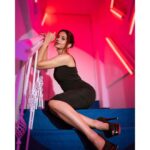 Shruti Sharma Instagram - 💋 👠 #slay #black #colors #lights #heels #igdaily #shrutisharma #fashion #ootd