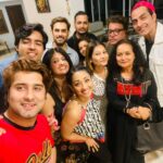 Shruti Ulfat Instagram - What a beautiful ,full and a splendid evening we had… Pahadis by birth n by heart came together…thank you Prakash n Rachna for being such warm hosts and Ofcourse Satish ji for getting us all under one roof … 🙏🤗 . The songs of the 80’s , the strumming of the guitar , the voices of many.. created an awesome ambience. . . . #shrutipanwar #pahadi #pahaditoli #uttrakhadees #evening #togetherness #happiness #food #friends #fun #music #songs #somuchfun #love #life #laughter @iomprakashbhatt @shivpurihimani @satishuk69 @tigmanshu_d @maheshmanjrekar @sudanshu_pandey @almostbharat @chitrashi @dhruvaditya_ @sweetywalia11 @iamparitoshtripathi @shaanmishra1