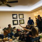 Shruti Ulfat Instagram - What a beautiful ,full and a splendid evening we had… Pahadis by birth n by heart came together…thank you Prakash n Rachna for being such warm hosts and Ofcourse Satish ji for getting us all under one roof … 🙏🤗 . The songs of the 80’s , the strumming of the guitar , the voices of many.. created an awesome ambience. . . . #shrutipanwar #pahadi #pahaditoli #uttrakhadees #evening #togetherness #happiness #food #friends #fun #music #songs #somuchfun #love #life #laughter @iomprakashbhatt @shivpurihimani @satishuk69 @tigmanshu_d @maheshmanjrekar @sudanshu_pandey @almostbharat @chitrashi @dhruvaditya_ @sweetywalia11 @iamparitoshtripathi @shaanmishra1