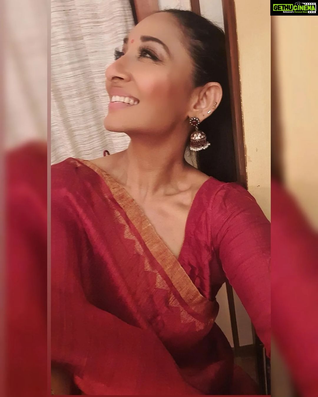 Shruti Ulfat Instagram - Richness of the heart... is what I seek for ❤️ . . . #shrutipanwar #actor #actorslife #passion #compassion #heart #❤️