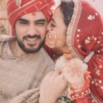 Shruti Ulfat Instagram - Dhruvee aur Chittu ki shaadi... bus ho gayi... love u two...to the moon n back. Love n blessings ...always n forever. @chitrashi @dhruvaditya_ . . . #druchi #shaadi #shaadikishainayi #weddingbells #love #happiness #celebration #alwaysnforever #chitrashi #dhruvaditya #chittu #dhruvee #❤️❤️🌻🌻🌿🌿🤗🤗😘😘