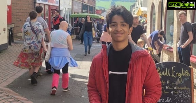 Shruti Ulfat Instagram - Boys trip to the United Kingdom… enjoy my fellas…wish I was there. Perhaps next time! Enjoy my kukkkoookooiii @ojasya_ulfat @alokulfat_sharma . . . #boystrip #travellers #unitedkingdom🇬🇧 #wales #friends #traveltimes #ukdiaries #fatherson #mates #🤗❤️
