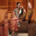 Shruti Ulfat Instagram - Gautama Rani Sarkar... how I enjoy playing this character...a historical show.. #Punyashlokahilyabai ... amazing part of my proffession.. living various characters in one life.. and also learning about our history. I feel blessed..coz I am doing what I love to do.. express n perform n live. . . . #shrutipanwar #actor #actorslife #happy #blessed #❤️🌞shruti #punyashlokahilyabai #historical #series #dashami #sonytv . @dashami_official @sonytvofficial pic courtesy @nidhianjuchaurasia thanks love for clicking these❤️