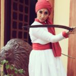 Shruti Ulfat Instagram – The warrior in me strikes….
.
.
.
#shrutipanwar #actor #actorslife #passion #love #happiness #shootspics #Punyashlokahilyabai #gautamranisaheb #gautamaranisarkar #gautamabai #holkardynasty #malwa #historyofindia #historicalserial #blessed
@dashami_official @sonytvofficial @sonylivindia
