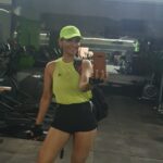 Shruti Ulfat Instagram – #day1 #1stJan #2023 #happynewyear #fitnesswoman #fitnessfreak staystrong #stayfit #healthiswealth #💚🌞shruti
.
.
.thank u sir @louisfitness10
#shrutipanwar #actor #actorslife #passion #fitness