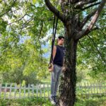 Sidharth Malhotra Instagram – Free gym membership, Sponsored by nature 😉

#SidFit #outdoorworkout Manali, Himachal Pradesh