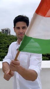 Sidharth Malhotra Instagram - Celebrating 75 glorious years of freedom....
#HarGharTiranga 🇮🇳 #75yearsofindependence🇮🇳