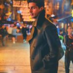 Sidharth Malhotra Instagram – Coat of the day ✨💯
#ShootDiaries #Istanbul