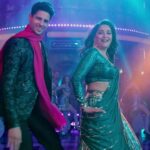 Sidharth Malhotra Instagram – No matter who you are, when Madhuri dances, you dance with her. 
‘The Fame Game’ series, now streaming on Netflix.

@netflix_in @madhuridixitnene @dharmaticent

#TheFameGame #TheFameGameOnNetflix #TheFameGameChallenge #Ad