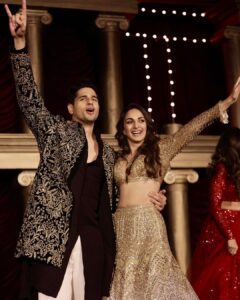 Sidharth Malhotra Instagram - something about that night.. something really special 💃🏻🕺🤩