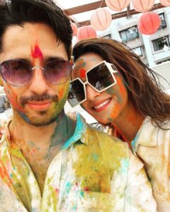 Sidharth Malhotra Instagram - First Holi with the MRS 🧿🤗❤️#HappyHoli