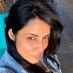 Simple Kaul Instagram - मुहब्बत करने वाले कम ना होंगे ……….