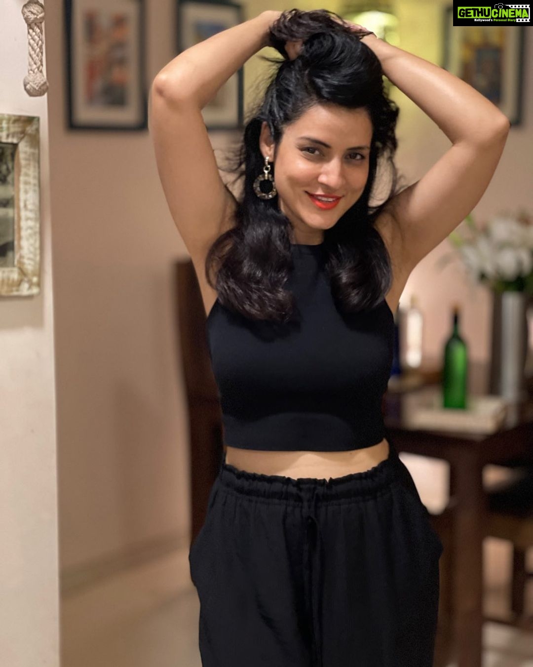 Simple Kaul Instagram - Just one of those late night shots !