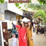 Simple Kaul Instagram - After 4 years we are coming back with Flea market once again !! and what better day than our birthday . We completing 5 years and this calls for a huge celebration . So we thought of doing a flea Mkt and live music on 20th December ! We would love to see you all Drop by & hv fun shopping and chilling 💁‍♀️🎁 🛍 Place : 1BHK Time : 11 to 7 Date : 20th December #1bhkflea #fleamarket #bombay #mumbai #mumbaidiaries #mumbaifoodie #mumbaibloggers #mumbaiblogger #mumbaikar