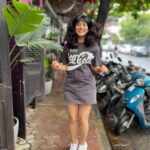 Simple Kaul Instagram - SUNDAY CHILL 🤟