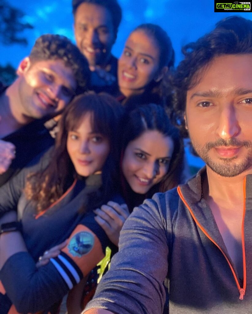 Simple Kaul Instagram - Happy birthday star ⭐️ @kunalkarankapoor . Working with you has been fun. Though we had very little individual scenes together. But whenever you were around in any scene with everyone , it was super fun 🤩 Hope you find better and better projects from here on 👍👍 and see you soon 🔜