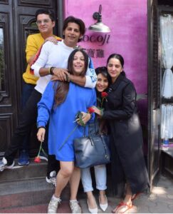 Simple Kaul Instagram - What fun it was to have my shararat clan come over to @baojiasianhome today 🤗🤗🤗 
Yes it’s been ages we all hadn’t met together. And finally when we did,  we had so much sharaarat 

#shararatforever #tvseries
