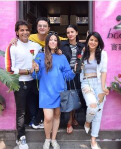Simple Kaul Instagram - What fun it was to have my shararat clan come over to @baojiasianhome today 🤗🤗🤗 
Yes it’s been ages we all hadn’t met together. And finally when we did,  we had so much sharaarat 

#shararatforever #tvseries