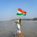 Simran Budharup Instagram - Lehra Do, Sarkashi Ka Parcham Lehra Do 🇮🇳 PC @palak.purswani #happyrepublicday #beautiful #patriotic #loveindia #india #indian #proudindian #proud #lovemycountry #photoshoot #hair #makeup #follow