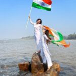 Simran Budharup Instagram - Lehra Do, Sarkashi Ka Parcham Lehra Do 🇮🇳 PC @palak.purswani #happyrepublicday #beautiful #patriotic #loveindia #india #indian #proudindian #proud #lovemycountry #photoshoot #hair #makeup #follow