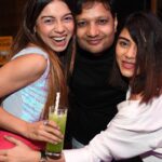 Simran Budharup Instagram - Pandya Store Completing 600 episodes❤️🔥 Ayeeee Partyyyyyy 👯‍♀️👯‍♀️ #trending #funny #comedy #cute #hair #makeup #masti #600 #episodes #television #love #hair #makeup #me #lovemyself #rishita #pandyastore #follow