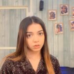 Simran Budharup Instagram - Faltu Mein Senti Ho Gayi🤣 #funny #comedy #cute #masti #hair #makeup #cute #love #comedy #trendingreels