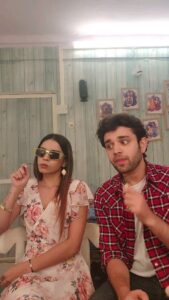Simran Budharup Instagram - Meri Gundi Bestfriend 🤣 . . . . #pandyastore #actor #mohitparmar #simranbudharup #krish #rishita #starplus #drama #fun #cool #bollywood #pollywood #laughter #joy #goat #family #trending #reels #shukrana
