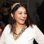 Smita Bansal Instagram - Smiling, having fun… Feeling like a number 1 🤩 #happyvibes #throwback #instapics #smitabansal #haapywhenidance #glitter