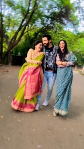 Smita Bansal Instagram - Following trends our own way. 
Special appearance- @imrohitsuchanti 
#trendingreels #bahara #reelsinstagram #bhagyalakshmi #rishmi #saasbahu #smitabansal