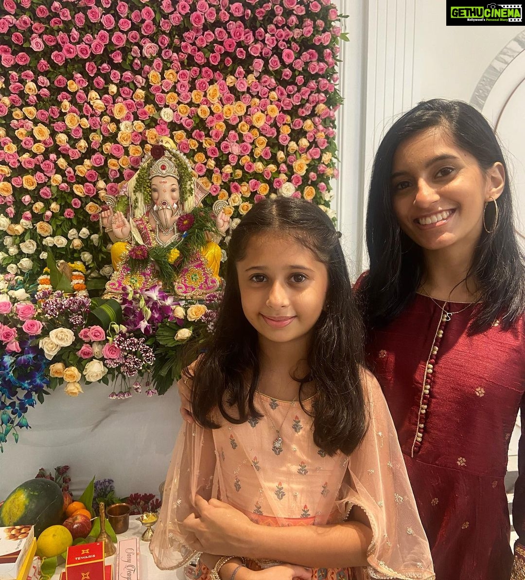 Smita Bansal Instagram - Ganpati Darshan. #ganpatibappamorya #festivalsofindia #ganeshchaturthi
