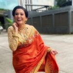 Smita Bansal Instagram - Laugh, so that the wrinkles fall at the right places… #choosehappiness #positivevibes #smitabansal #instapic #neelam #bhagyalakshmi