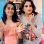 Smita Bansal Instagram - Sweet sweet Victory. One thing no one can beat me at. @stashamohla #90’s #music #loveforbollywood #motherdaughter #smitasha #smitabansal #reels #trending