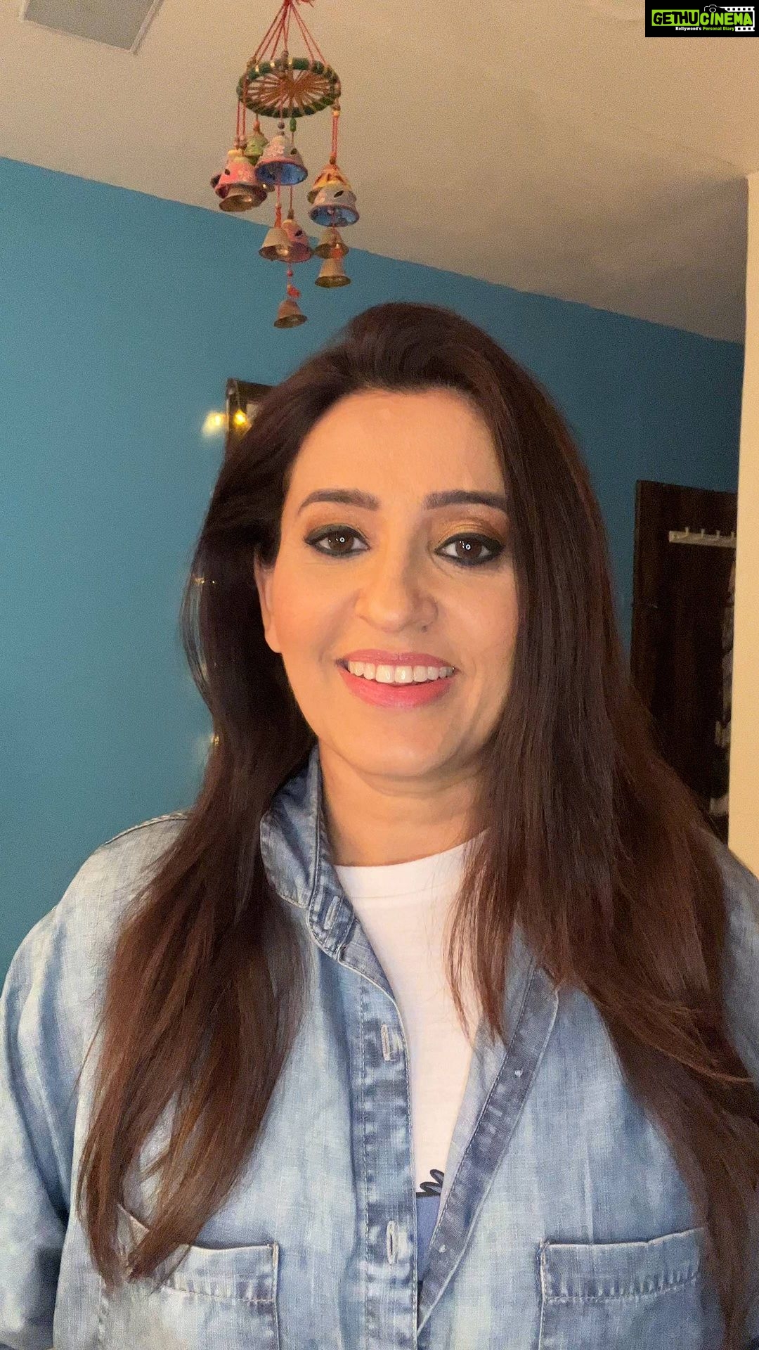 Smita Bansal Instagram - Like Smita, are you also wondering how to approach your adolescent daughters about periods or even boys!? Talking to your teenage daughters and becoming their friends is quite a task in modern parenting π©βπ§βπ§π To make things a little easier, a mom has stepped up. Smita runs the 'Dear Moms of Teens' #cotocommunity, which focuses on parenting advice for creating and maintaining a healthy relationship with your teen daughtersβ¨ We are delighted to have you aboard, Smita. π For parenting advice on raising strong teen girls, join her teen mamas' tribe (link in bio / story) π #cotomoms #cotoinfluencer #coto #cotoapp #cotospeak #cotopurpose #mommy #mommyissues #momsupportingmom #teenagegirls #teenmom #motherhood #motherlove India