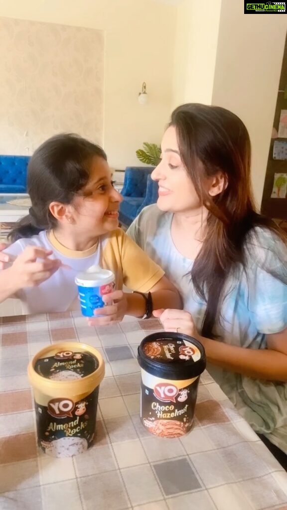 Smita Bansal Instagram - Happy schooling for all the kids! Share your smile with our Yo series ice cream and brighten up your little one's after school cranky face 🤩 To order call on 9845222777 #happyschooling #backtoschool #hangyo #yo #sugarfree #icecream #anaagha #mummasbabygirl @hangyoicecreams