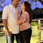 Smita Bansal Instagram - Tripping together. ❤️❤️ @ankushmohla #husbandandwife #thailand #reelsinstagram #smankush #getaway
