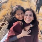 Smita Bansal Instagram - Yes I am looking at you @ankushmohla ❤️❤️ #anaagha #missyoustasha #winterdays #family #mummasbabygirl #love