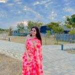Smita Bansal Instagram - Jaane balma ghodey pe kyun sawar hai. #qala #ghodeypesawaar #transitionreels #trendingreels #saree @itsamittrivedi