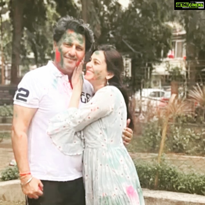 Smita Bansal Instagram - Holi 2023❤️ @ankushmohla #anaagha #missyoustasha #myholi2023 #festivalsofindia #festivalilove