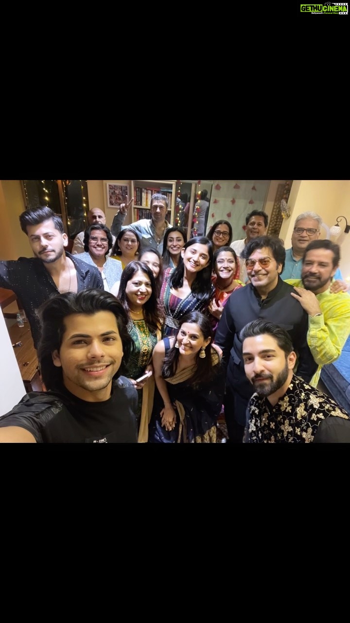 Smita Bansal Instagram - Favourite evening of the year, with my favourite people. #missyoustasha @jayatibhatia @nehamarda @anantvjoshi @imsangitaghosh @ananticasahir @saritaglen you were missed. #loveandlight #friends #eveningspentwell