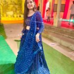 Sneha Bhawsar Instagram - Different flowers from the same garden🌸 Both outfit - @urbandulhaniya #weddingoutfits #lehenga #sister #sisterhood #sistergoals #traditionalwear #weddingdress #snehabhawsar #ghumhaikisikeypyaarmeiin #ghkpm #karishma #shadiseason #wedding #weddingseason #bridesmaids