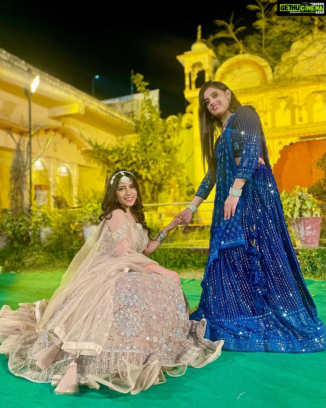 Sneha Bhawsar Instagram - Different flowers from the same garden🌸 Both outfit - @urbandulhaniya #weddingoutfits #lehenga #sister #sisterhood #sistergoals #traditionalwear #weddingdress #snehabhawsar #ghumhaikisikeypyaarmeiin #ghkpm #karishma #shadiseason #wedding #weddingseason #bridesmaids