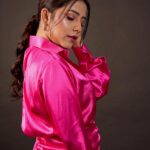 Sneha Bhawsar Instagram – Pretty pink 💗
Styled by – @poojadargad_25_
Wearing – @labelbyleena
Click by – @klik_n_captured
Location – @v3studi0s
Mua – @smriti_bhowmick256
#snehabhawsar #style #fashion #loveforpink #pinkoutfit #westernwear
#photography #photoshoot #classy #fashion #style #fashionista #loveyourself #starplus
#actress #karishma #ghumhaikisikeypyaarmeiin