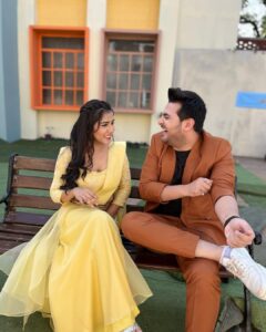 Sneha Bhawsar Instagram - I'm wearing the smile you gave me.

#Mohrishma #bts #actorslife #actor #Ghumhaikisikeypyaarmeiin #friends #goodvibes #photography #photoshoot #classy #fashion #style #fashionista #loveyourself #starplus