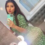 Sneha Bhawsar Instagram - Life imitates art. ☘️ #snehabhawsar #karishma #ghumhaikisikeypyaarmeiin #photoshoot #classy #fashion #style #fashionista #starplus #treditionallook #treditionalwear #actress