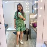 Sneha Bhawsar Instagram - Life imitates art. ☘️ #snehabhawsar #karishma #ghumhaikisikeypyaarmeiin #photoshoot #classy #fashion #style #fashionista #starplus #treditionallook #treditionalwear #actress