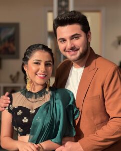 Sneha Bhawsar Instagram - Mohrishma dose ✨

#ghumhaikisikeypyaarmeiin #bts #mohrishma #karishma #mohit #starplus #ghkkpm #ghkpm #couple #couplegoals #goodvibes