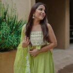 Sneha Bhawsar Instagram - Eid Mubarak everyone ❤️ outfit by Anouk Styled by : @estilobykarishma @hemali_suratwala #eidmubarak #eidoutfit #indowestern #indowesterndress #karishma #snehabhawsar #ghumhaikisikeypyaarmeiin #ghkpm #treditionalwear Mumbai, Maharashtra