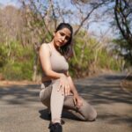 Sneha Bhawsar Instagram - Sunshine ☀️ Wearing- @hunnitclub Clicked by - @the_fortune_plus_studio #activewear #gymwear #gymwearfashion #snehabhawsar #karishma #ghumhaikisikeypyaarmeiin #photography #photoshoot #classy #fashion #style #starplus #actress